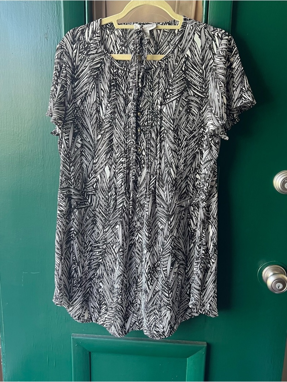 Coldwater Creek Black & White Palm-Leaf Print Blouse